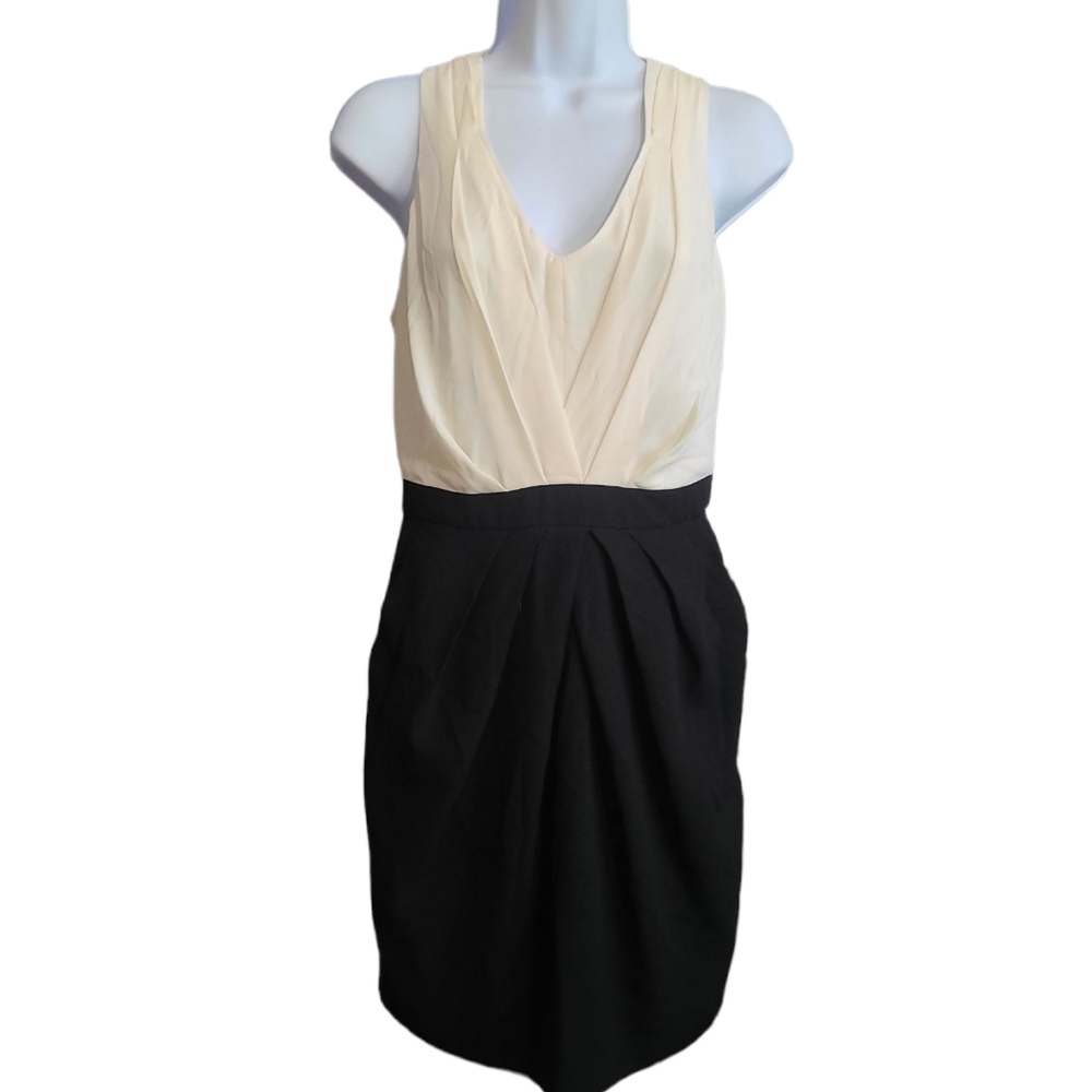 FOREVER 21 Black & white sheath dress XS